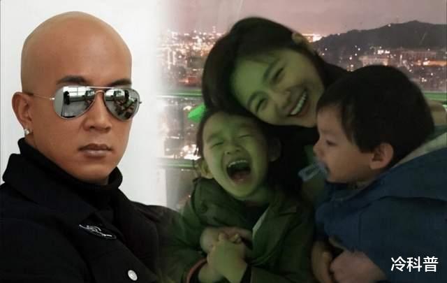 具俊晔|具俊晔在夜店演出,还不忘向大S发短信,手机屏保是大S和子女合照