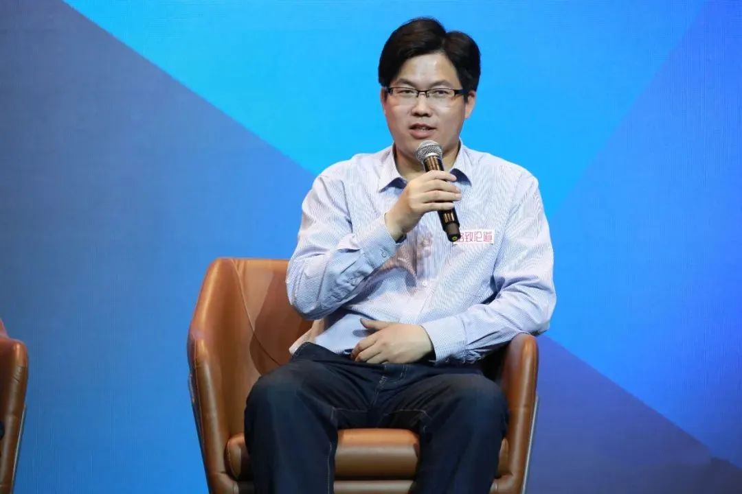 耗时两年梳理2461个物种发育多样性数据,这件事他为何必须要做