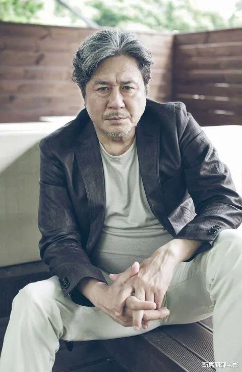 韩剧|网飞看傻眼,迪士尼韩剧年末赢麻了!