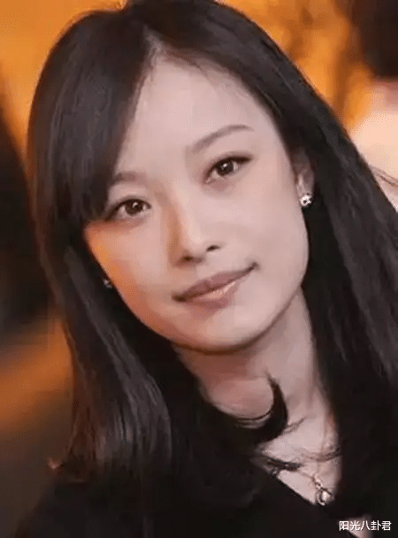 明星素颜 素颜寡淡无味,妆后美到发光,建议这8位女星直接把妆“焊”脸上