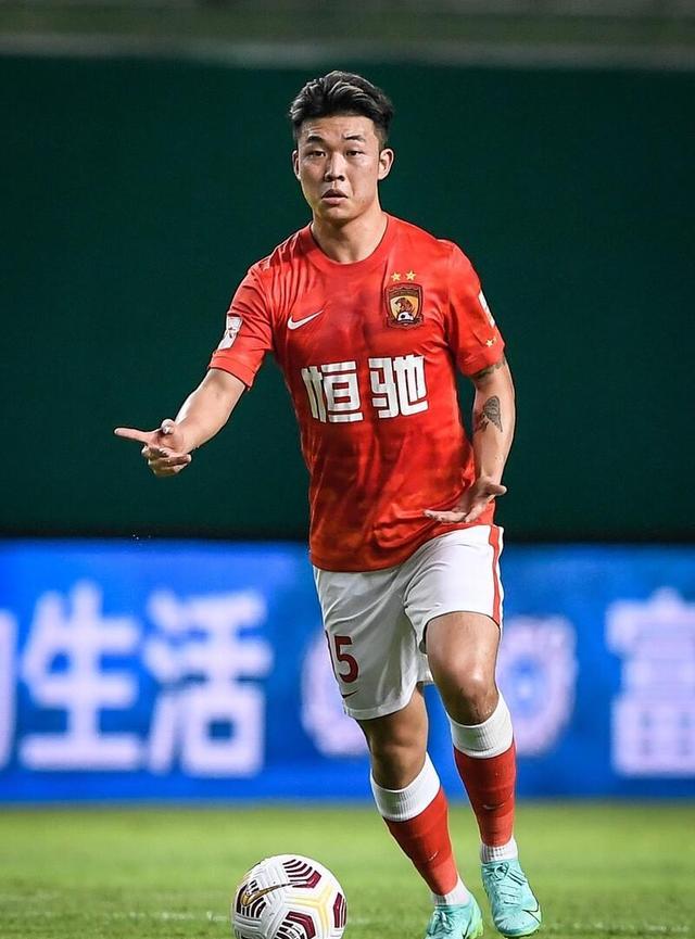浙江省|严鼎皓婉拒，蒋光太传绯闻，小本经营的浙江队引援难有重磅交易