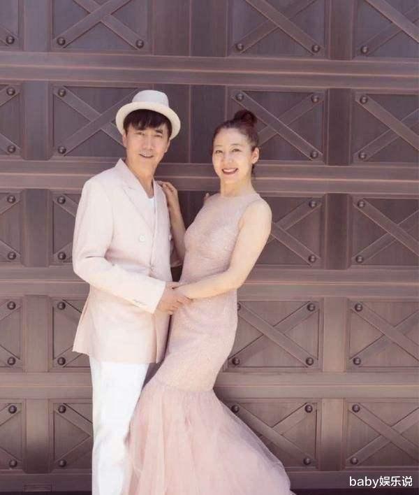 黄日华|模范父亲范明：对继子视如己出，对女儿严中带慈，今子女成骄傲