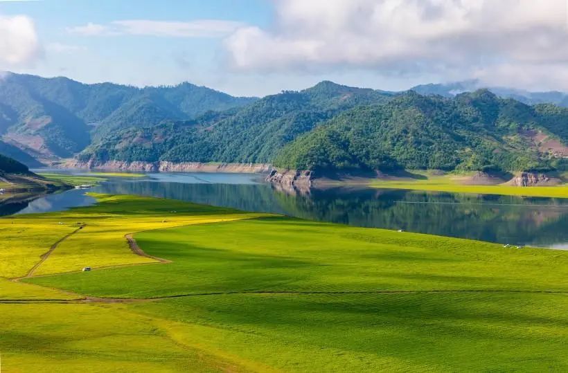 自驾|六月，该去这8个地方走走了～过一个五彩斑斓不像人间的夏天！