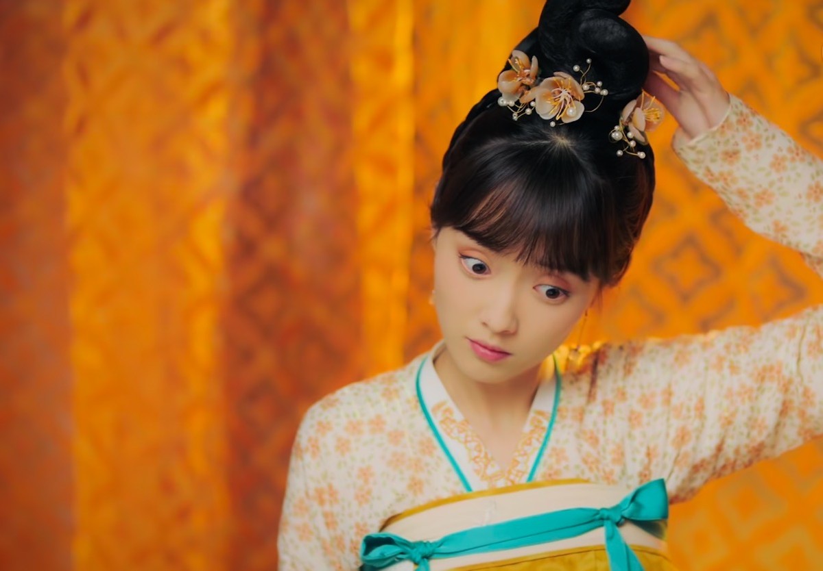 双世萌妻|开播拿下热搜榜第一，《双世萌妻》剧情过瘾，鹅厂又甩出硬核王炸