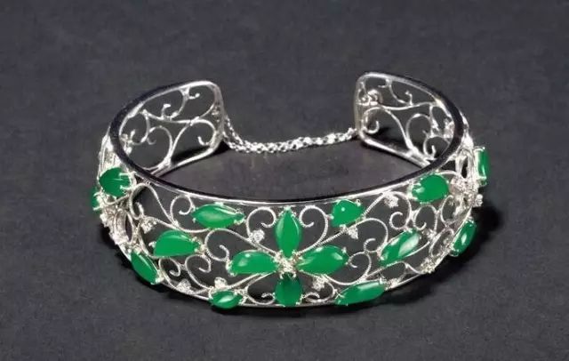 玉雕|翡翠，原来可以这么美！