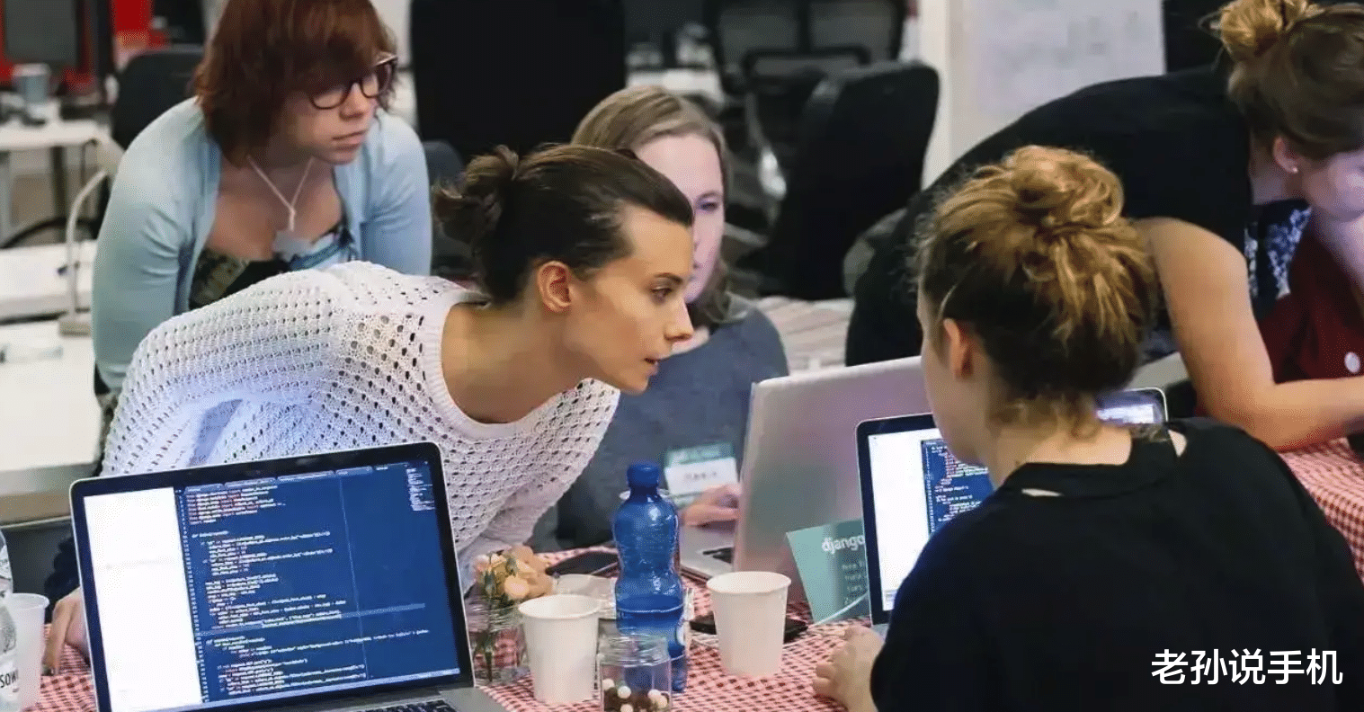 安卓|彻底解决杀后台？Android13改进性能，CPU和内存占用率下降！