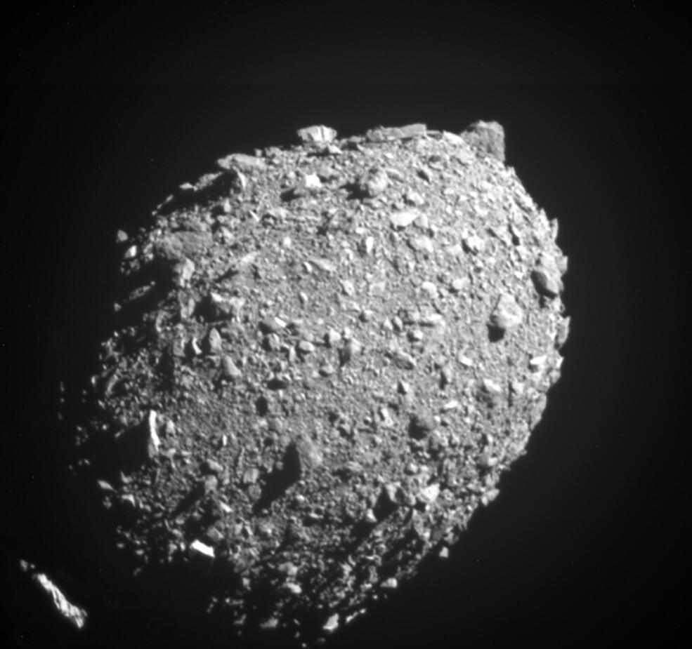 NASA撞击小行星成功!其后果值得注意