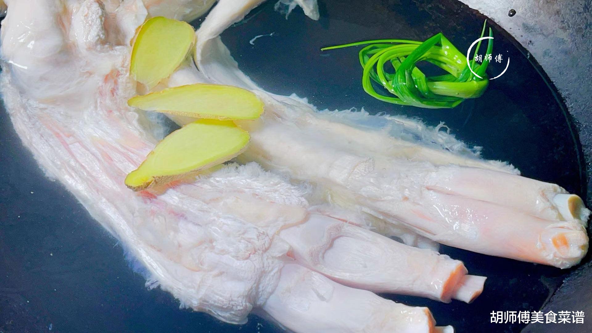 蓝莓|“老得慢”的女人,平常都爱吃这2种食物,都吃过的朋友,就偷着乐吧!