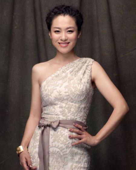 沈傲君|沈傲君：与聂远在一起10年有欢笑有泪水，嫁给乾隆后裔丈夫很幸福