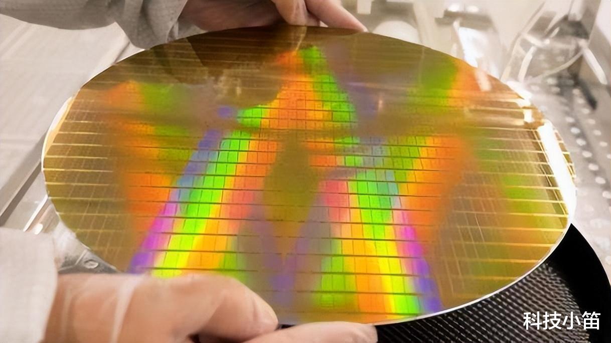 光刻胶|好消息，14nm国产光刻胶开始投产，日企也没料到来得这么快