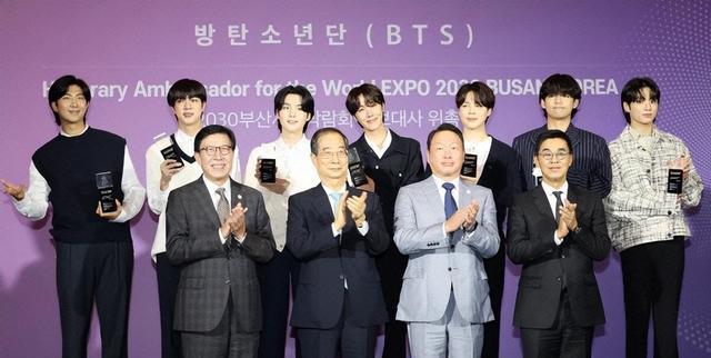 防弹少年团|防弹少年团有望不服兵役?他身为队长却第一个被曝恋爱?