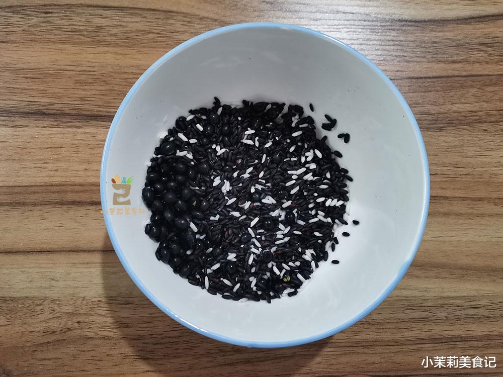 更年期|男人进入更年期，建议多吃5样，堪称“天然雄激素”，别舍不得