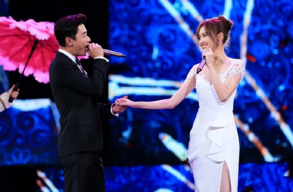 唐嫣|唐嫣的爱情观：不要轰轰烈烈交流懂对方就好！感慨女儿非常有主见