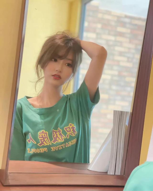 |谈起腾讯NBA女主播，就不得不提起小姨妈的大名了，你更喜欢谁？