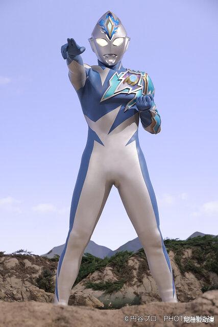 acgn漫评|戴卡奥特曼新情报：索菲亚和戴拿版相似，特利迦不会常驻！