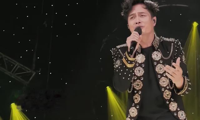 钟云飞|云飞和高月离婚6年后,一个娶北大才女,一个带着女儿艰难生活