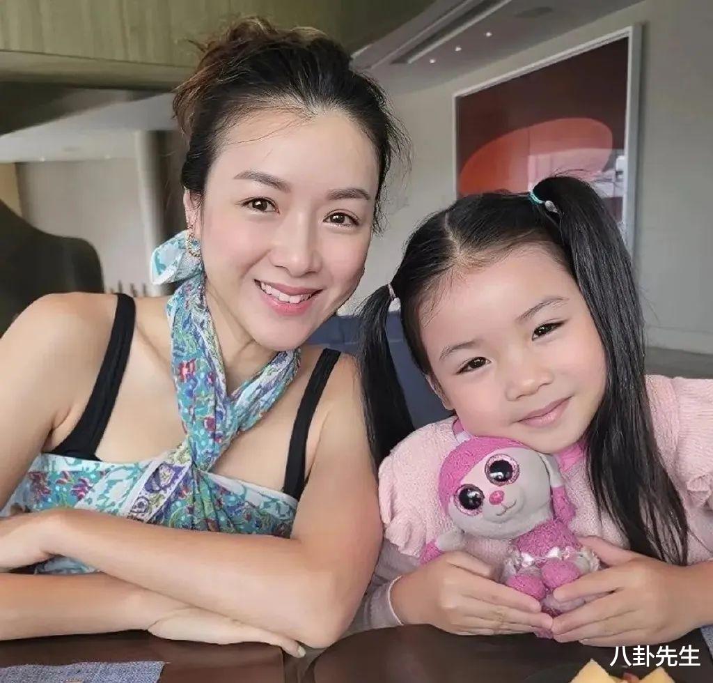 香港小姐|近两个月超10位港星确诊新冠,连港姐准决赛也被迫取消