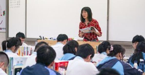 杭州|初中一语文老师的辞职信走红，教学19年工资2000多，校长无言以对