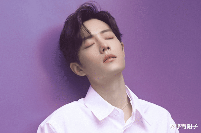 袁姗姗|一骑绝尘！肖战话题播放量破千亿，论人气热度，真是顶流！