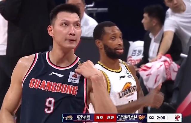 广东男篮|24-47！广东队2大耻辱纪录诞生，辽宁队爆发，易建联6分+杜峰摇头