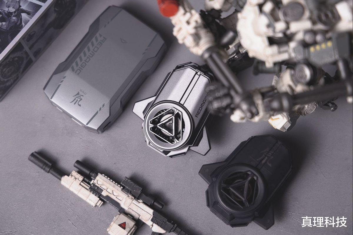 高通骁龙|黑鲨新品发布会未见新品背夹，似乎创新乏力，红魔这次赢得很彻底