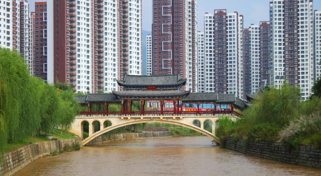 美食|云南这座小城冬避寒、夏避暑，号称“中国恒春之都”，适合养老