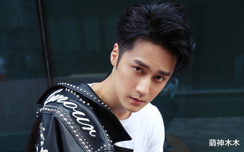 白羊女|蒋劲夫现身酒局,胡子拉碴沦为素人,女孩高呼敬蒋劲夫引热议