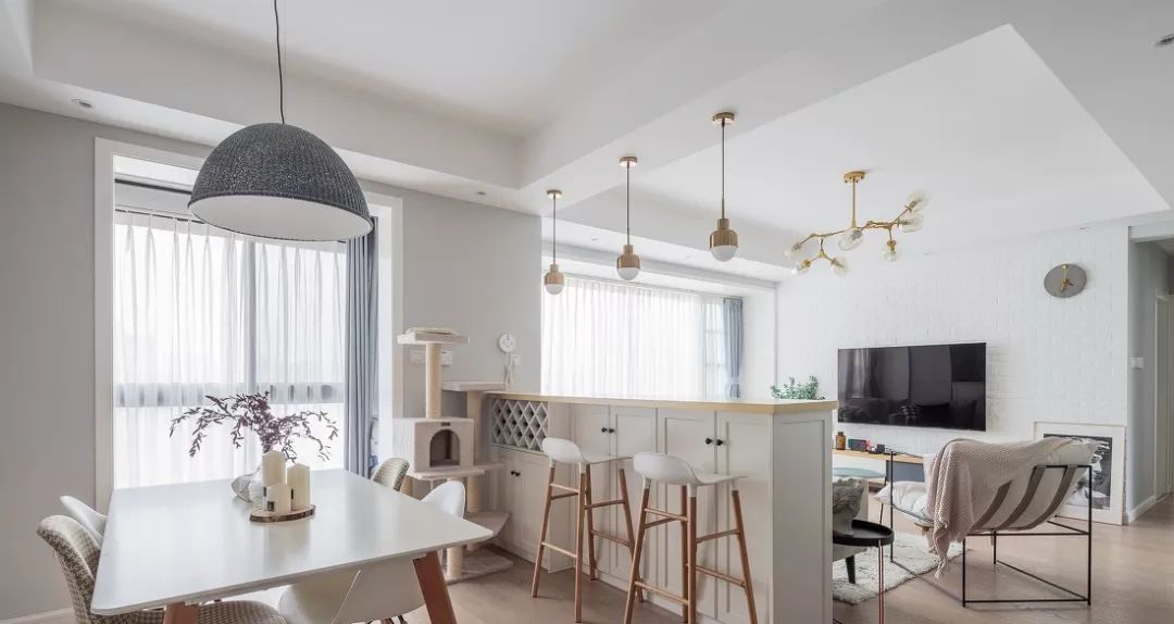 拒绝3+2+1,现在客厅沙发流行这么摆,瞬间美观大气好几倍!