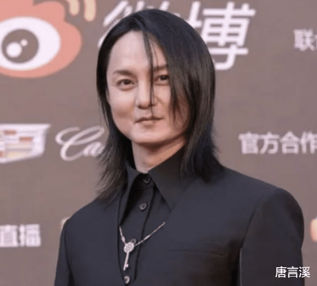 靳东|男神发腮到底多可怕？话说回来，靳东发腮才好看