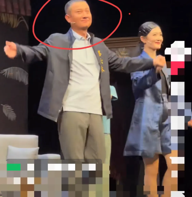 谢娜|谢娜首场话剧谢幕,谢娜的一个举动让文章瞬间不知所措