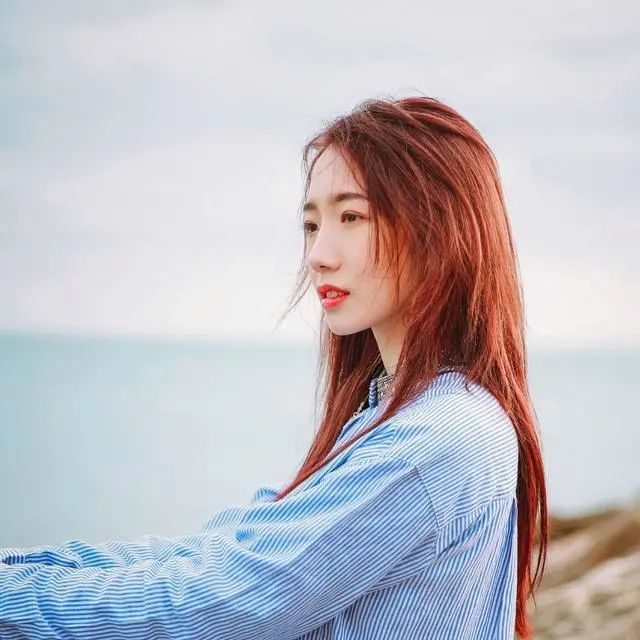 拍照时怎么笑才上镜,拍出的照片自然、好看