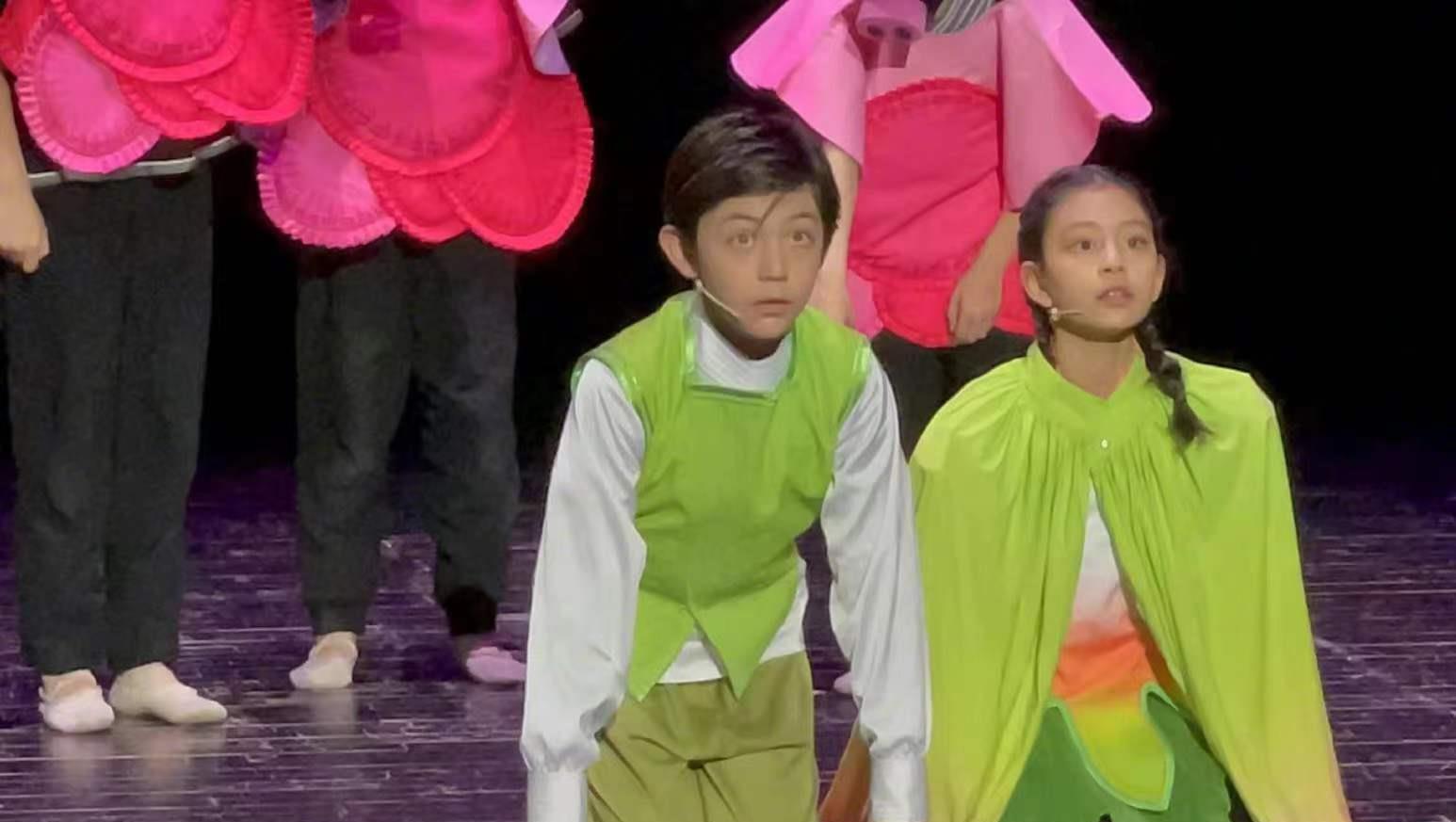 春晚|刘烨晒出一双儿女参加儿童舞台剧照，真正惊喜的是陶虹担任监制