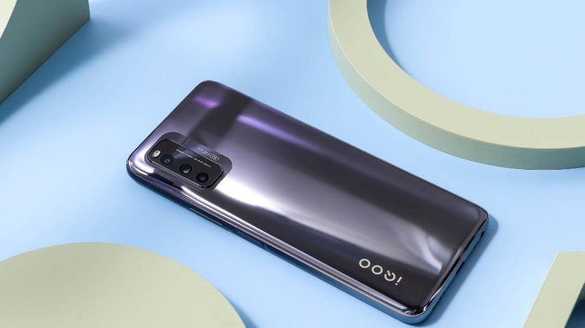 |不要瞧不上千元機！這4款機型足夠使用了，閉眼買就行