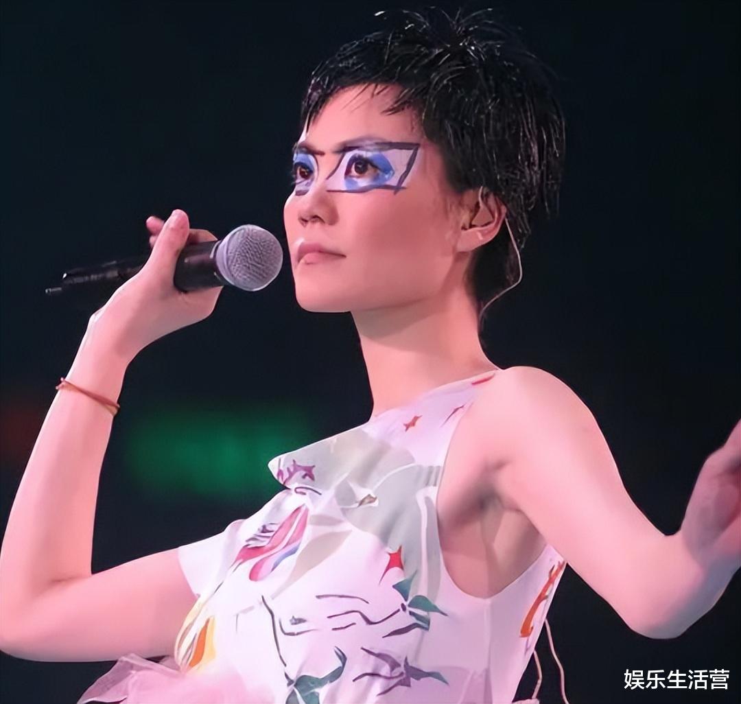 王菲|锋菲恋告吹？王菲被曝深夜捂脸痛哭，合作知情人称，两人早已情变