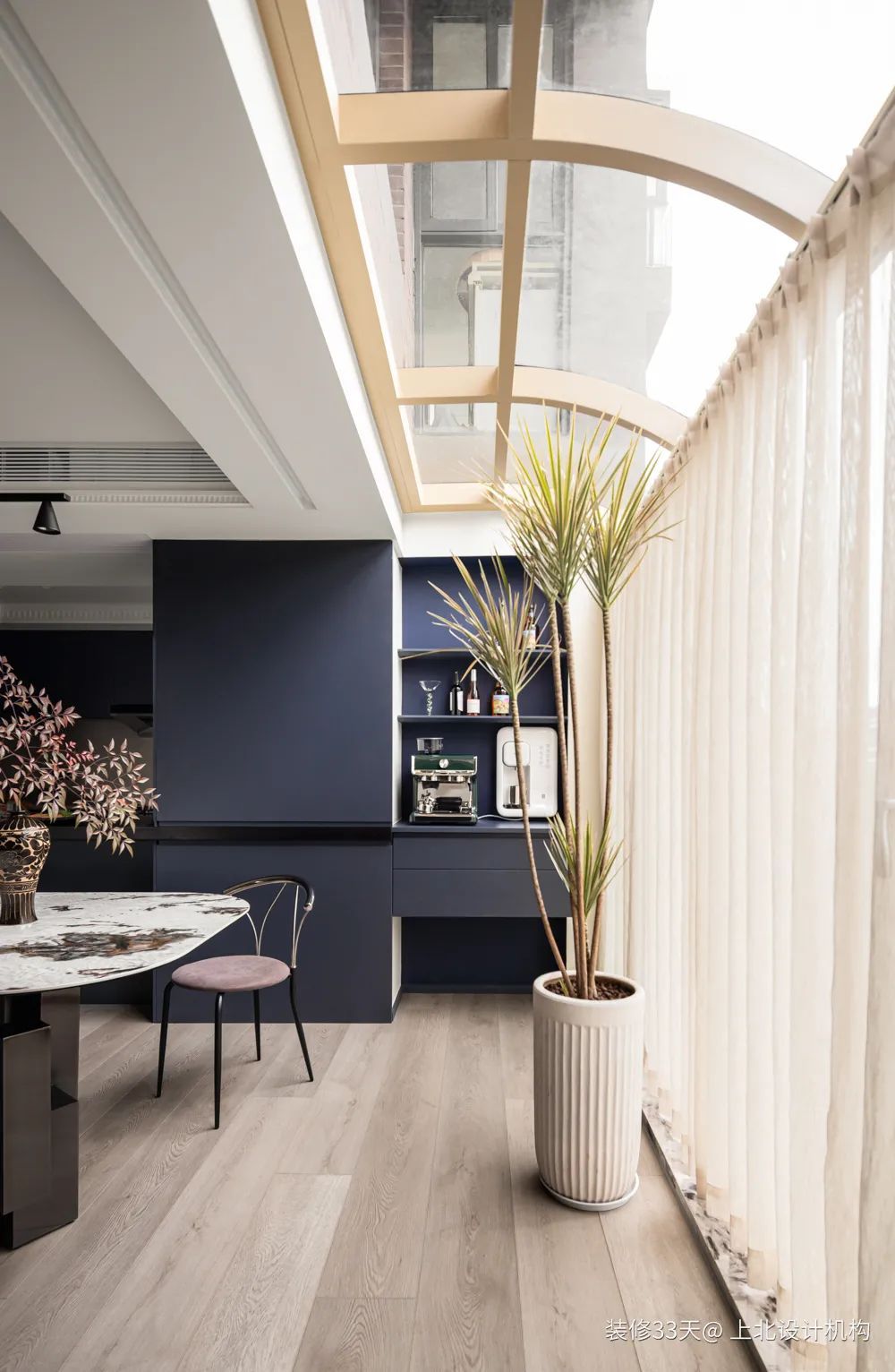 装修设计:180平现代高级质感混搭二孩之家