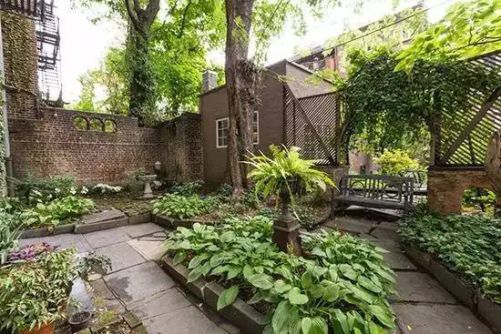 22平小蜗居也能幸福感爆棚,家就得有房有厅才幸福?