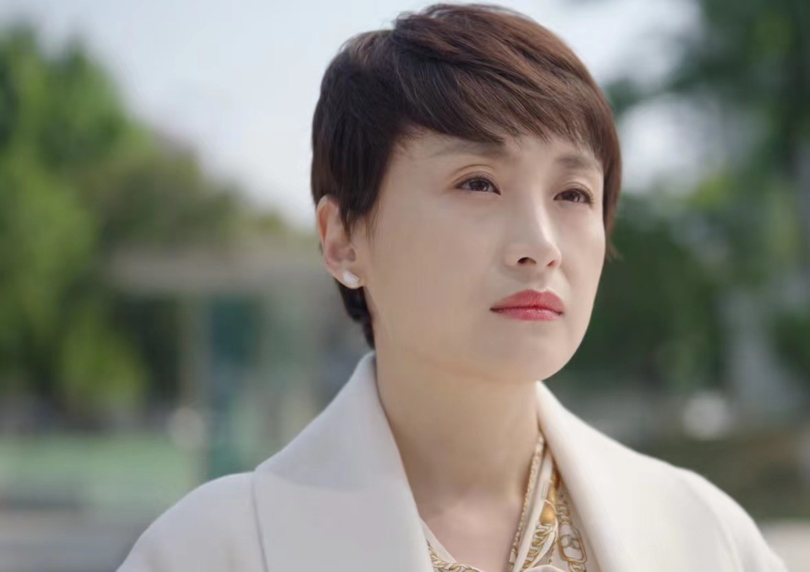 底线|底线：坚决“弃夫又弃女”的唐薇，她，做得对