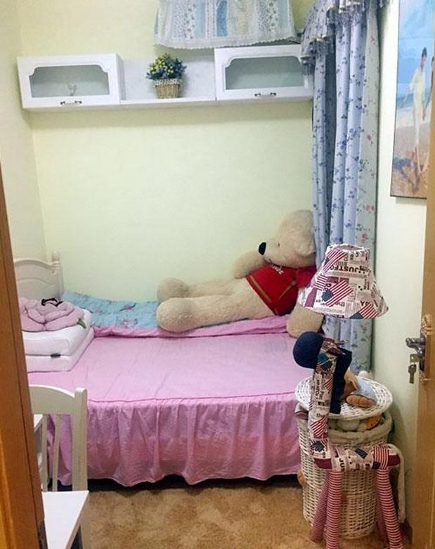 夫妻广州打拼十年,买了套50平小房,装修不到6万,女儿房才5平