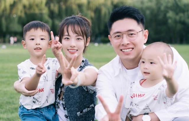 张嘉倪|孩子都生俩了却还喊婆婆为阿姨，张嘉倪：一天不办婚礼就一日不改口