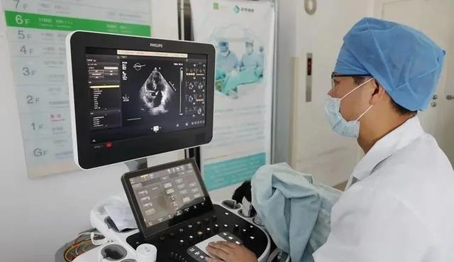 苹果|心脏不舒服：心电图、心脏彩超、心脏造影，哪个检查最准确？