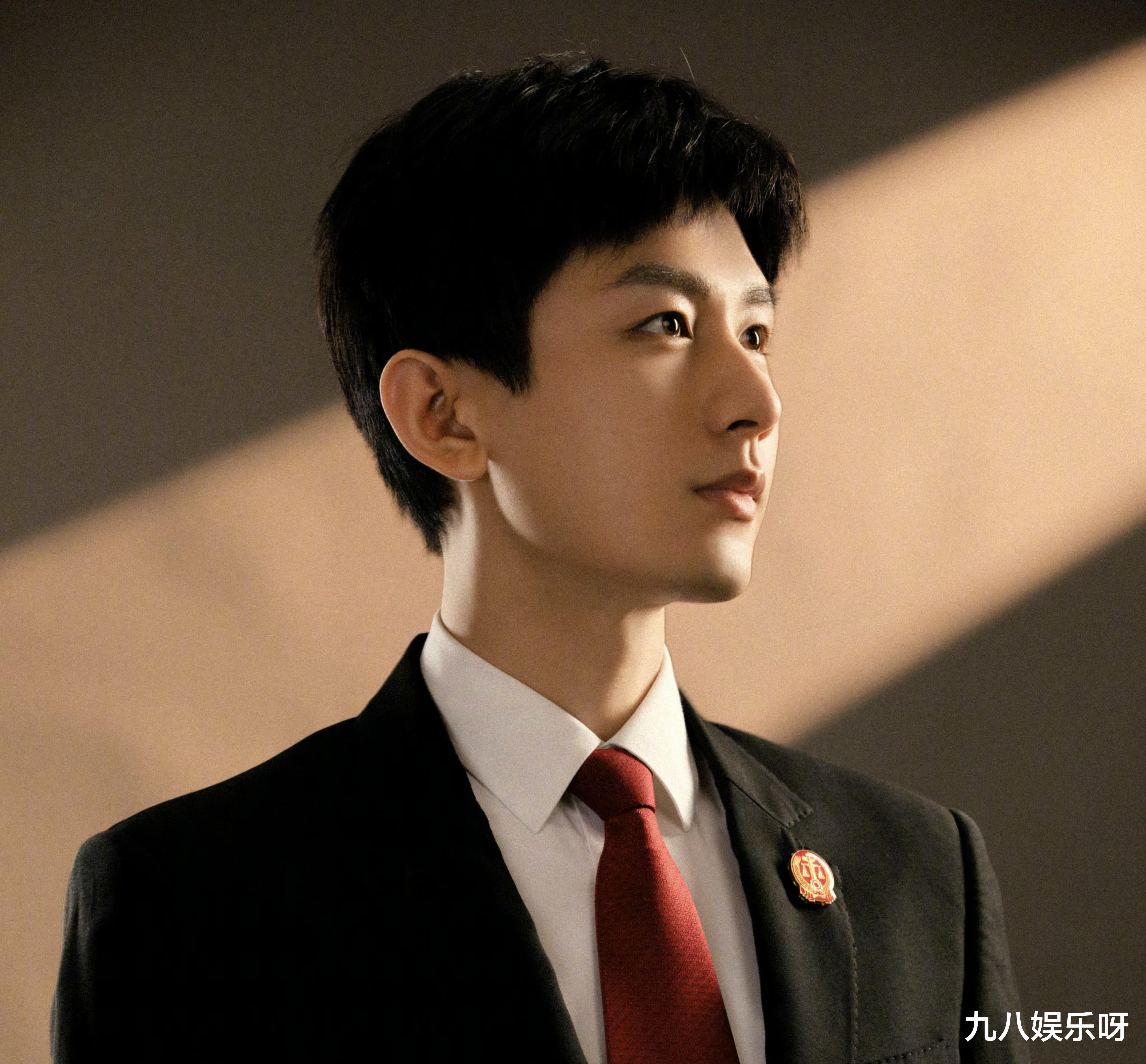 成毅|成毅代言数据出圈,不吃cp红利,粉丝质量高