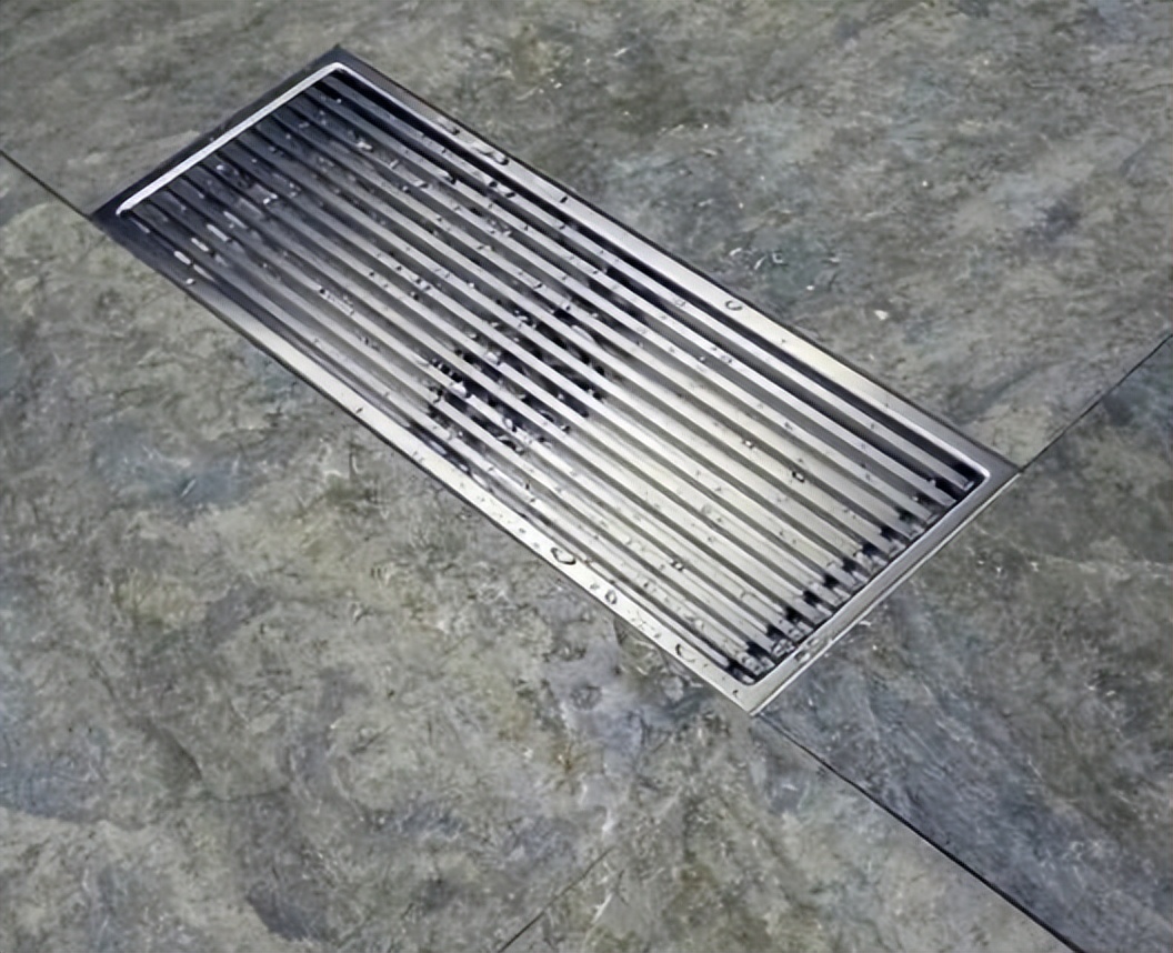 传统地漏已经过时了,聪明人都这样做,下水快还不堵,真有远见