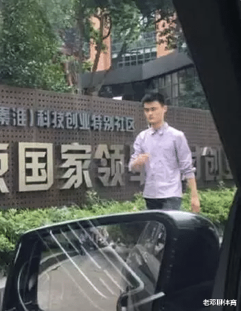 科比·布莱恩特|P图都没这么逼真，这些山寨版NBA球星 真的能够以假乱真