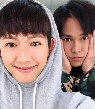 胡鸿钧|整容成瘾被嘲削骨还父，男女通吃恋上绯闻女王，如今全靠谁红和谁玩？