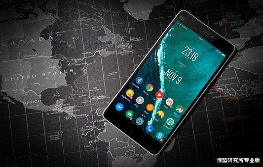 乌镇峰会|双十一手机电商销量下滑,靠折叠屏救市?