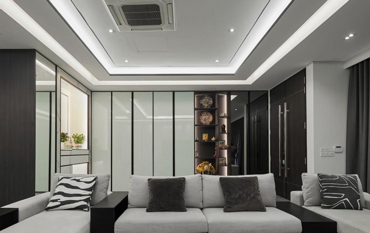 买套一楼房子,190㎡大客厅有院子,跟爸妈一起住,每天生活美滋滋