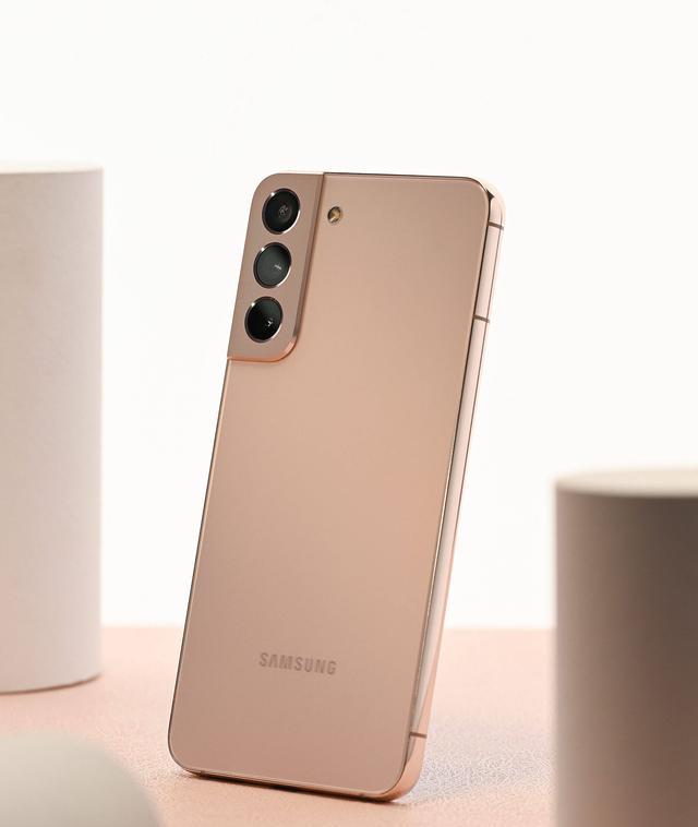 三星|三星GalaxyS22急于让路，一共降下1700元，对国产有很大冲击力