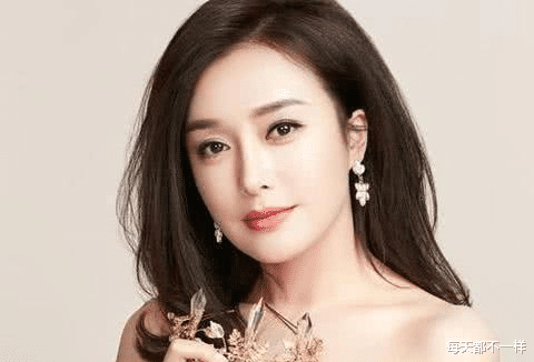 秦岚|曾与秦岚同居4年, 多次求婚被秦岚拒绝, 今娶央视主持成人生赢家!