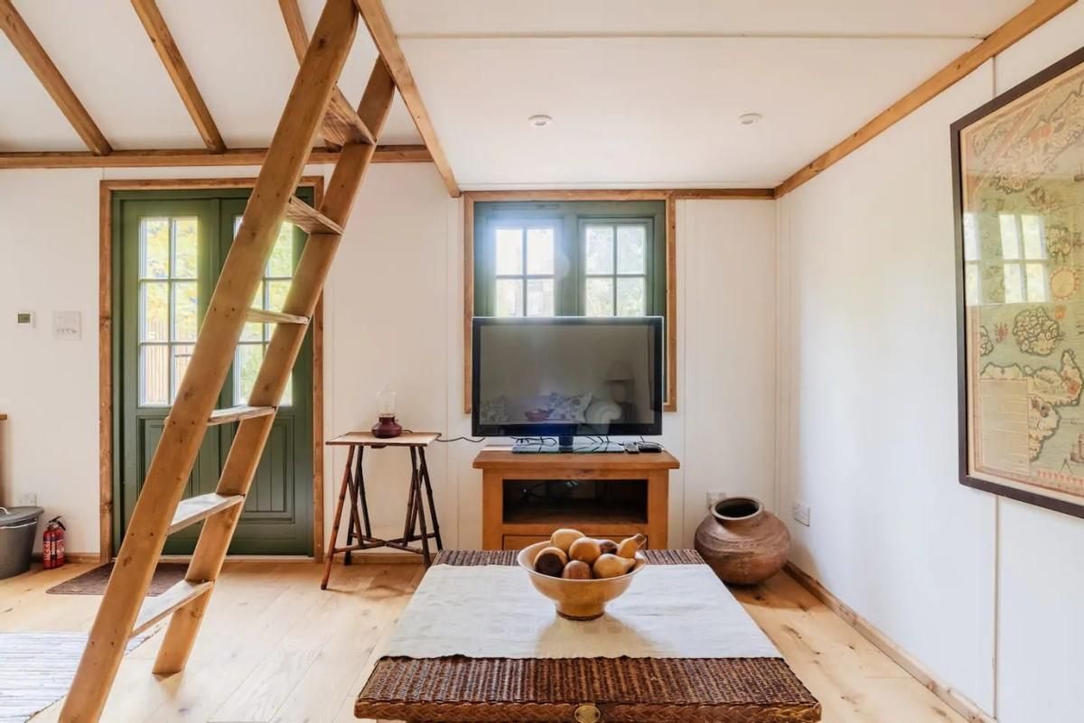 远嫁伦敦蜗居45㎡小房,老公花6万请亲戚装修的老房,幸福啊