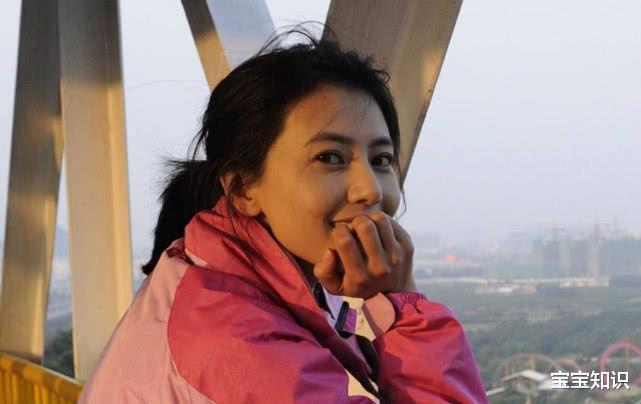 高圆圆|高圆圆“高中旧照”被曝出，班主任：至少10个班的男生在追她！